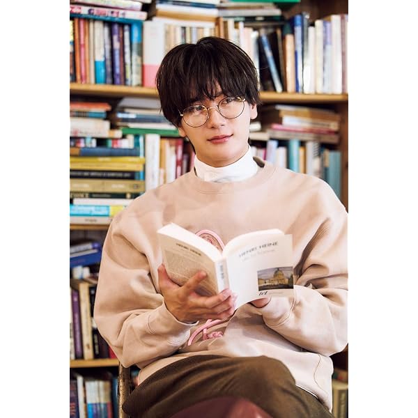 Amazon.co.jp: 野村康太 1stフォトブック『隣の君』 : 野村 康太: 本
